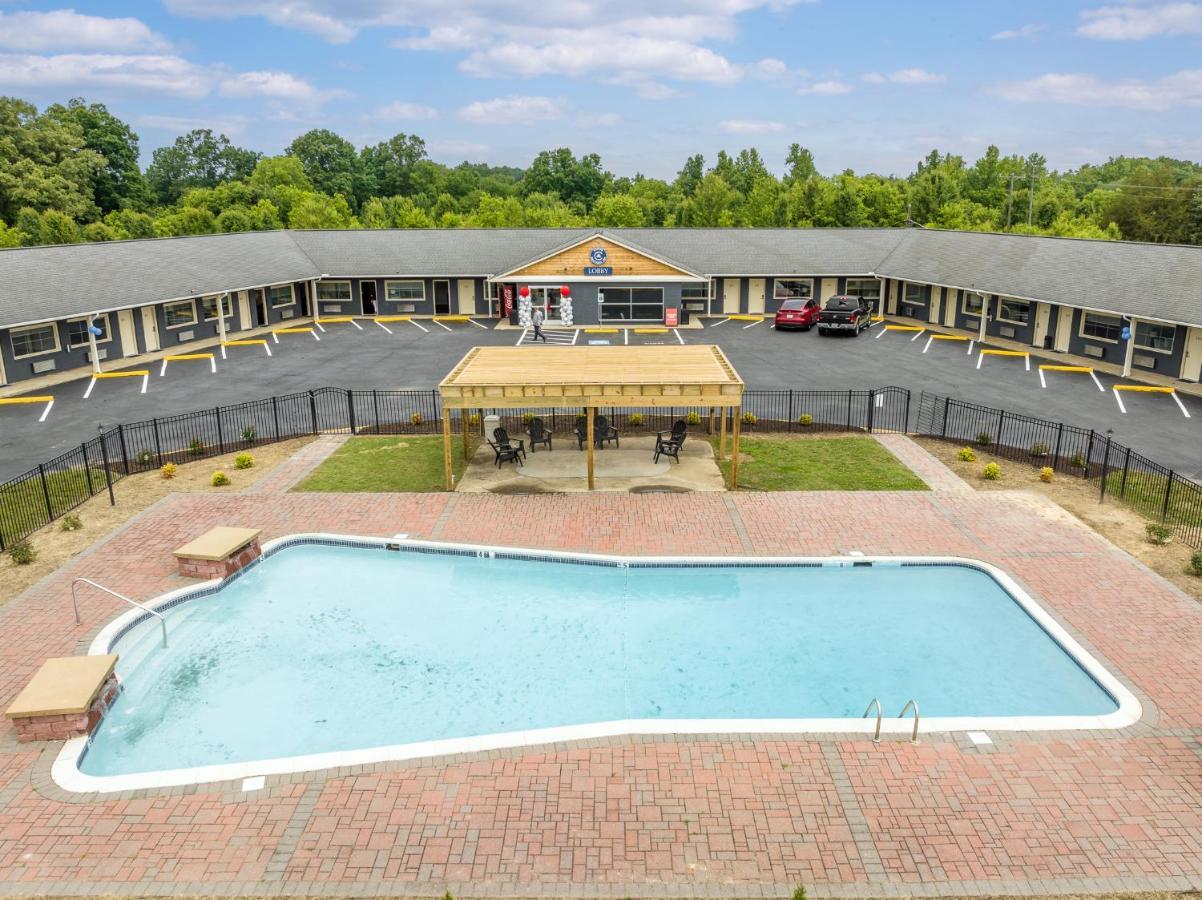 Crewe Boutique Inn Luaran gambar